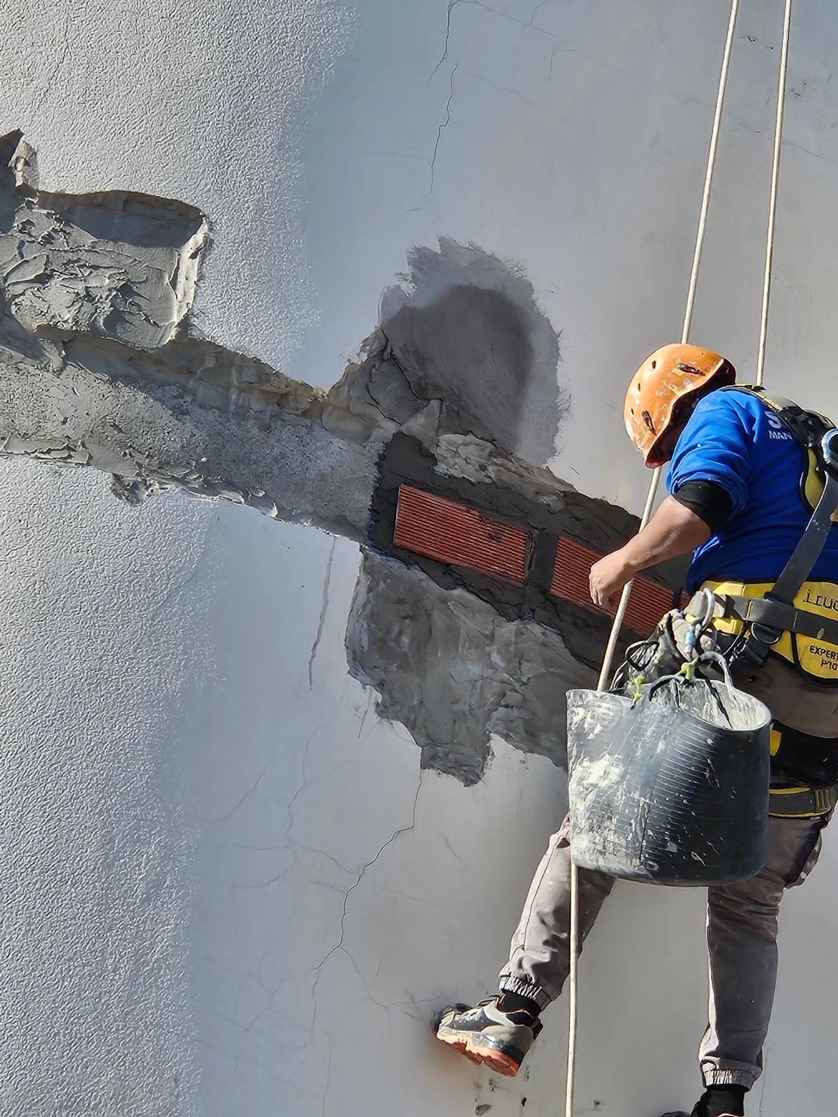 Rehabilitación de fachada en detalle